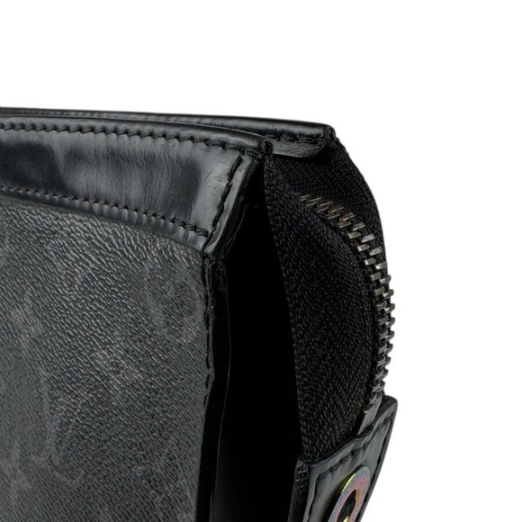 LOUIS VUITTON x Fragment Eclipse Pochette Voyage MM Clutch Bag - Picture 6 of 12